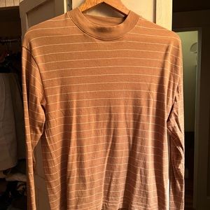 Exquisite long sleeve shirt by Vince.